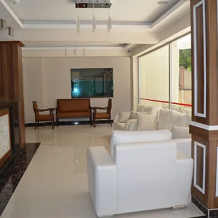 Hotel Mitos &