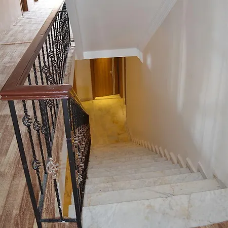 Hotel Mitos & 2*