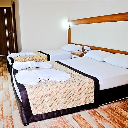 Hotel Mitos &
