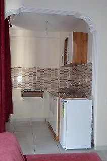 Hotel Mitos & 2*