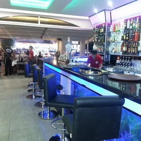 Hotel Mitos &