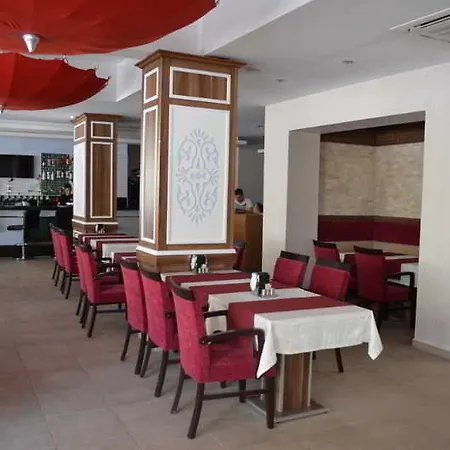 Hotel Mitos &